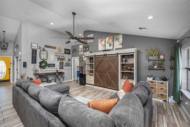 7156 SE Bishop Rd, Lawton, OK 73501