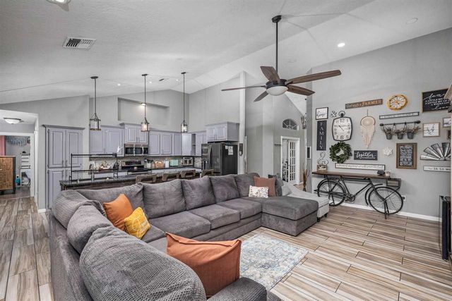 7156 SE Bishop Rd, Lawton, OK 73501