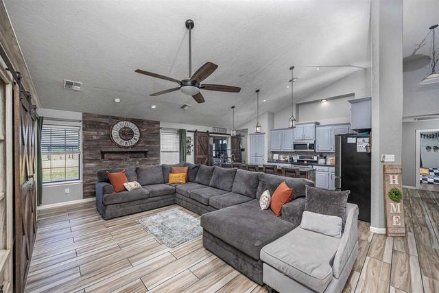 7156 SE Bishop Rd, Lawton, OK 73501