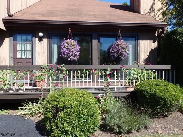 118 Bluebird Dr 3B, Hillsborough Twp., NJ 08844