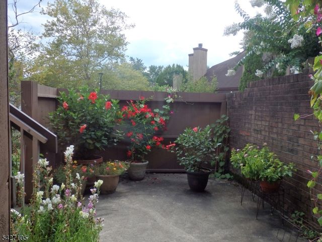 118 Bluebird Dr 3B, Hillsborough Twp., NJ 08844