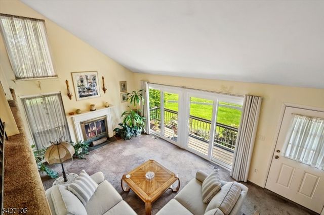 118 Bluebird Dr 3B, Hillsborough Twp., NJ 08844