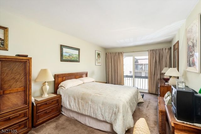 118 Bluebird Dr 3B, Hillsborough Twp., NJ 08844