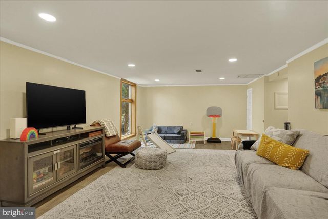 51 BURD DR, Camp Hill, PA 17011