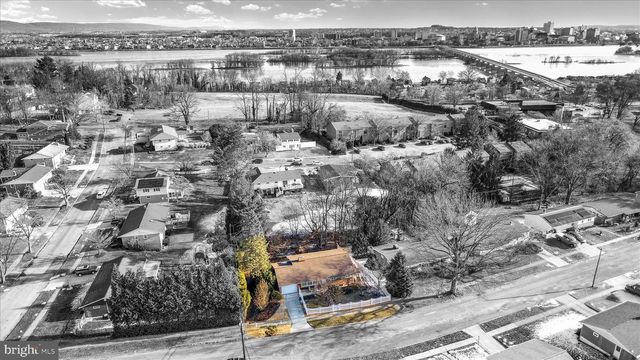 51 BURD DR, Camp Hill, PA 17011