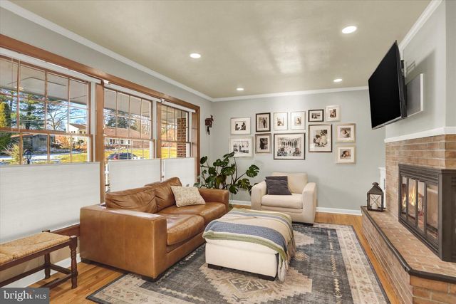 51 BURD DR, Camp Hill, PA 17011