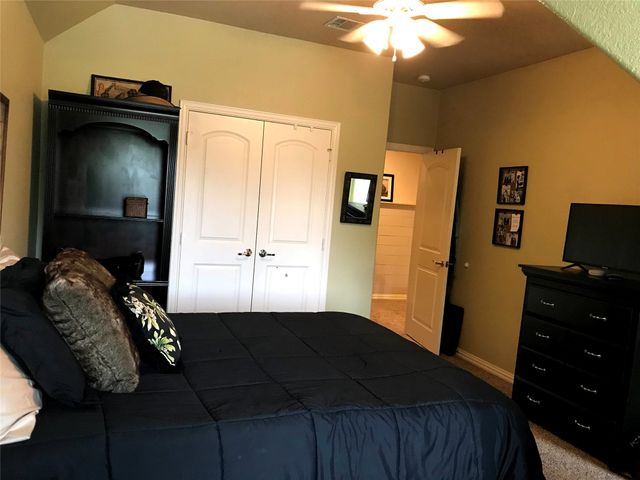 806 Cobblestone Court, Cedar Hill, TX 75104
