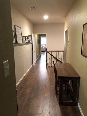 806 Cobblestone Court, Cedar Hill, TX 75104