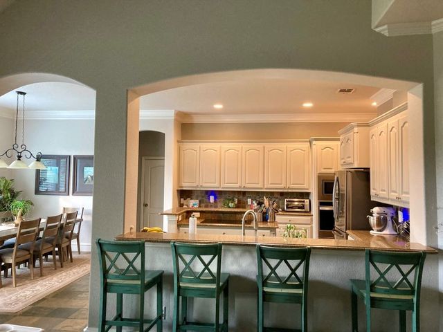 806 Cobblestone Court, Cedar Hill, TX 75104
