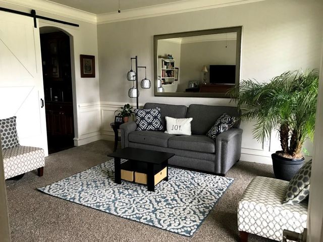 806 Cobblestone Court, Cedar Hill, TX 75104