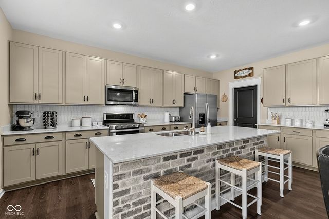 2282 Oakmont Drive, Plainfield, IN 46168