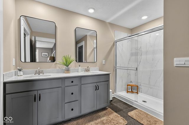 2282 Oakmont Drive, Plainfield, IN 46168