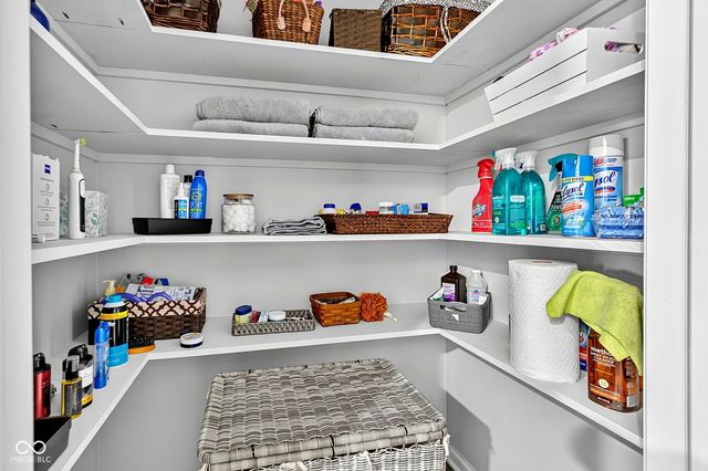 2282 Oakmont Drive, Plainfield, IN 46168