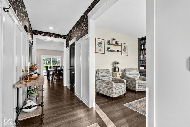2282 Oakmont Drive, Plainfield, IN 46168
