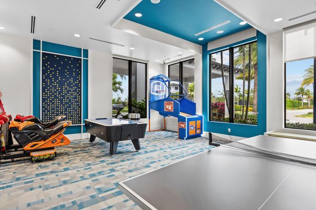 9168 Benedetta Place, Boca Raton, FL 33496