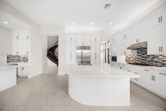 9168 Benedetta Place, Boca Raton, FL 33496