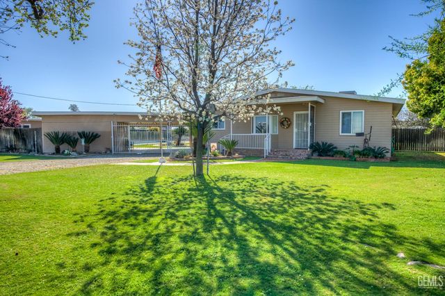 10115 Stenderup Avenue, Bakersfield, CA 93307