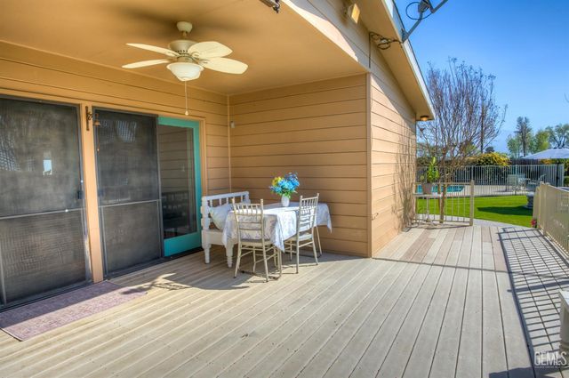 10115 Stenderup Avenue, Bakersfield, CA 93307