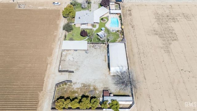 10115 Stenderup Avenue, Bakersfield, CA 93307