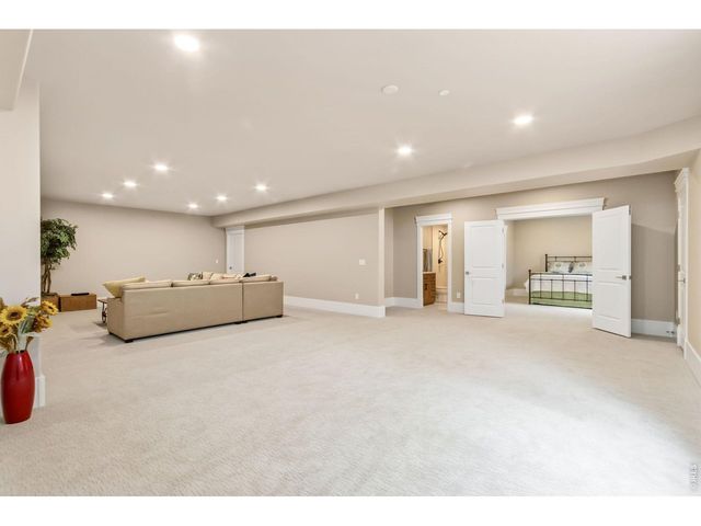 2124 Scenic Estates Dr, Fort Collins, CO 80524