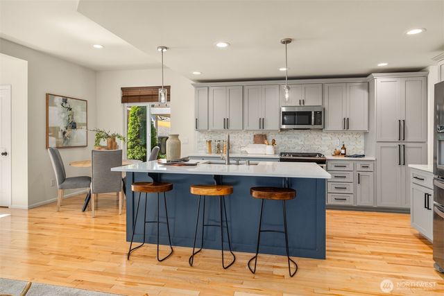 3193 NE Marquette Way, Issaquah, WA 98029