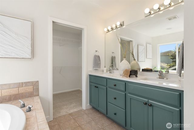 3193 NE Marquette Way, Issaquah, WA 98029