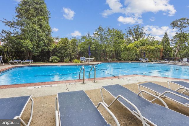 4908 29TH RD S, Arlington, VA 22206