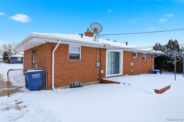 34044 Blackfoot Street, Westland, MI 48185