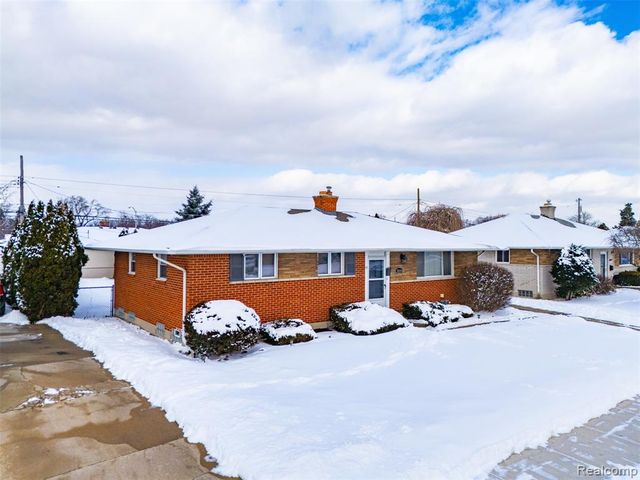 34044 Blackfoot Street, Westland, MI 48185