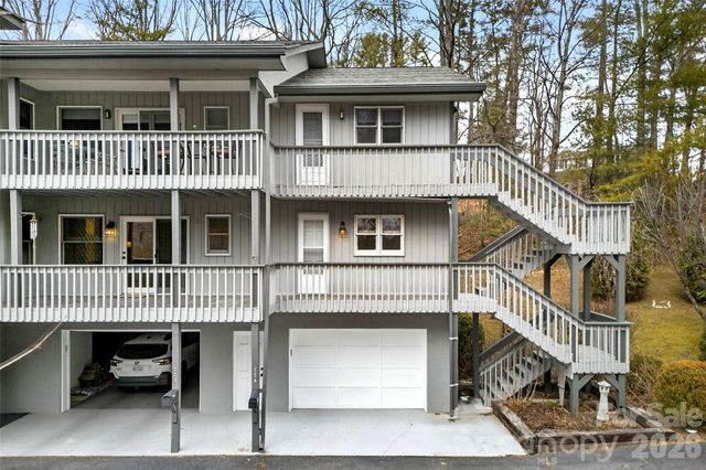 72 Country Club Woods Drive, Spruce Pine, NC 28777