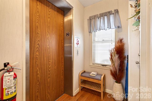 72 Country Club Woods Drive, Spruce Pine, NC 28777