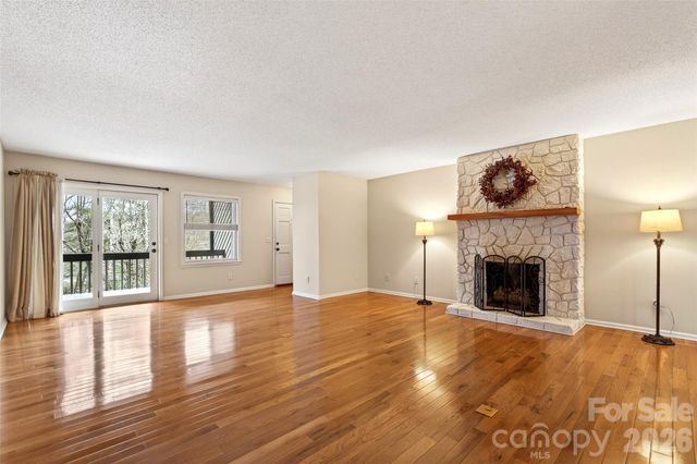 72 Country Club Woods Drive, Spruce Pine, NC 28777