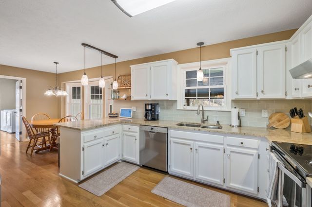 401 Brookridge Dr, Gallatin, TN 37066