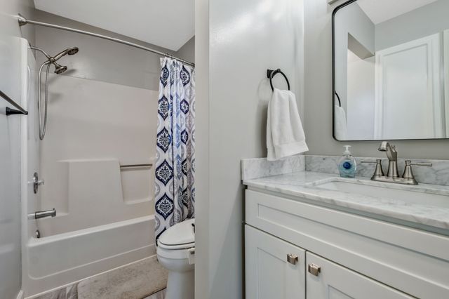 401 Brookridge Dr, Gallatin, TN 37066