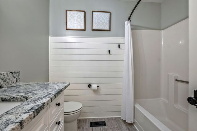 401 Brookridge Dr, Gallatin, TN 37066