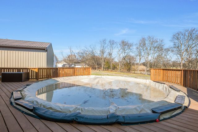 401 Brookridge Dr, Gallatin, TN 37066