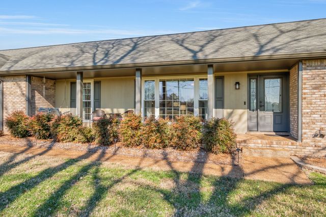 401 Brookridge Dr, Gallatin, TN 37066