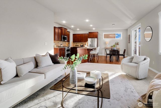 13826 39th Place W, Lynnwood, WA 98087