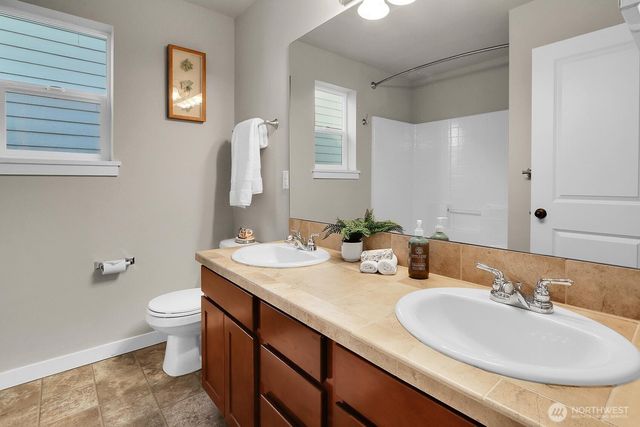 13826 39th Place W, Lynnwood, WA 98087