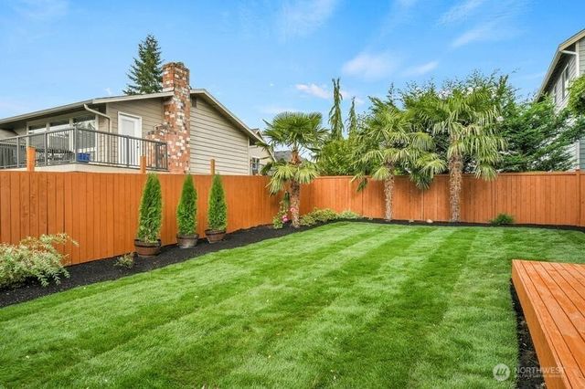 13826 39th Place W, Lynnwood, WA 98087