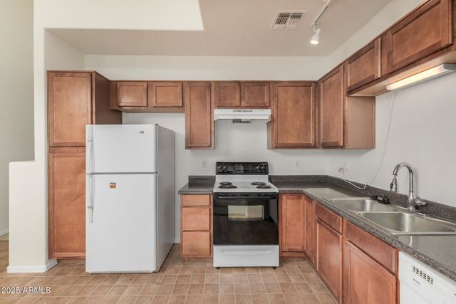 15675 N 29TH Street 21, Phoenix, AZ 85032