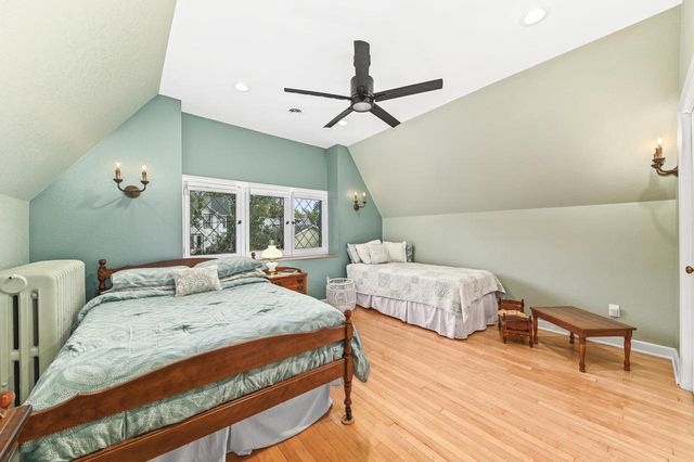 7440 Oakhill AVENUE, Wauwatosa, WI 53213