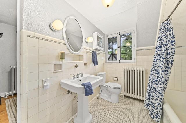 7440 Oakhill AVENUE, Wauwatosa, WI 53213