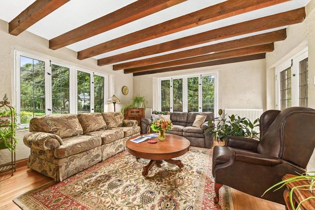 7440 Oakhill AVENUE, Wauwatosa, WI 53213