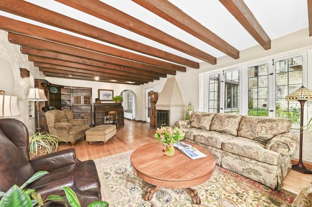 7440 Oakhill AVENUE, Wauwatosa, WI 53213