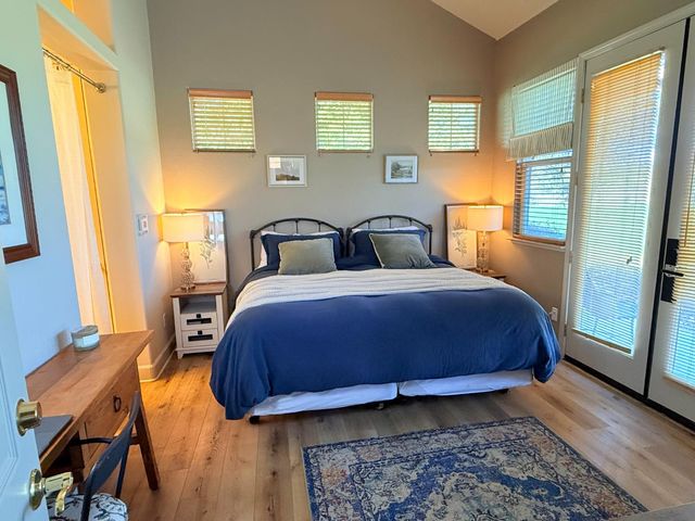 73 Quail Hollow Ln, Copperopolis, CA 95228