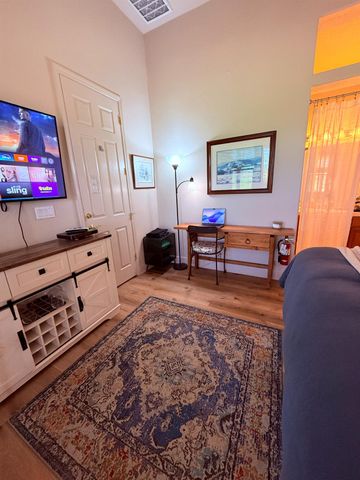 73 Quail Hollow Ln, Copperopolis, CA 95228