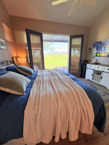 73 Quail Hollow Ln, Copperopolis, CA 95228