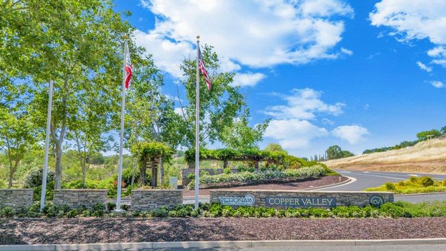 73 Quail Hollow Ln, Copperopolis, CA 95228