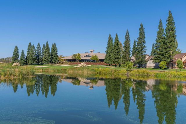 73 Quail Hollow Ln, Copperopolis, CA 95228